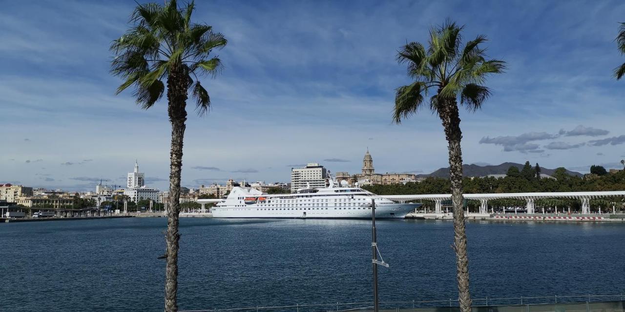Encantador Bajo En Málaga Exterior foto